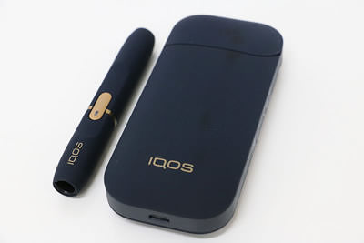 iQOS アイコス 新型 2.4 Plus ネイビー 加熱式タバコ | 中古買取価格 4,400円