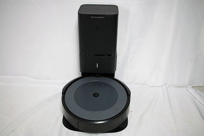 【買取実績】iRobot ルンバ i3+ RVD-Y1 ロボット掃除機｜中古買取価格30,000円