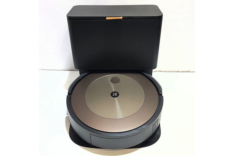【買取実績】iRobot Roomba j9+ ロボット掃除機+クリーンベース（自動ゴミ収集機） j955860｜中古買取価格8,500円
